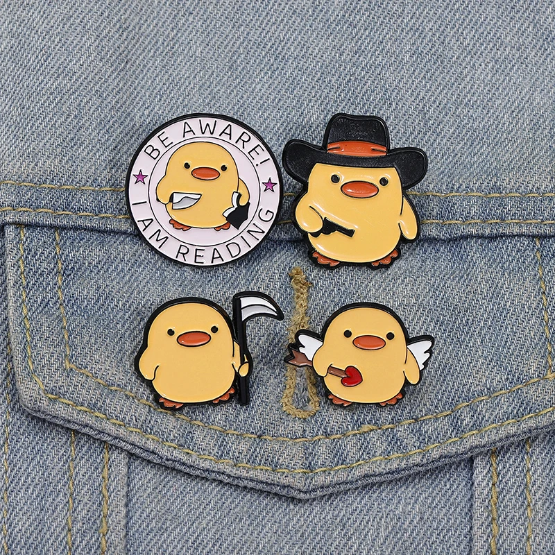 Wholesale 4pcs/sets Cute Duck Enamel Pins Funny Cartoon Yellow Duckling Brooches Backpack Lapel Badge Animal Accessories Gift