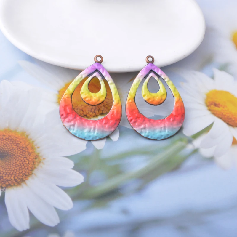 8 Stück/Set Sommer-Stil Eisen Regenbogenfarben Geometrie Herz Runde Anhänger Schmuckzubehör Bemalte Ohranhänger Damen DIY Accessoires – Detail 16