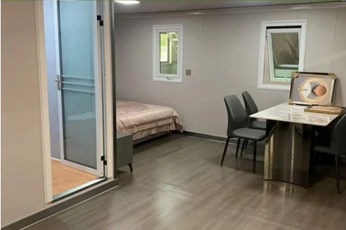 20ft 40ft Expandable Prefabricated Container House Prefab Cabin with Folding Design for Apartment & Carport Use