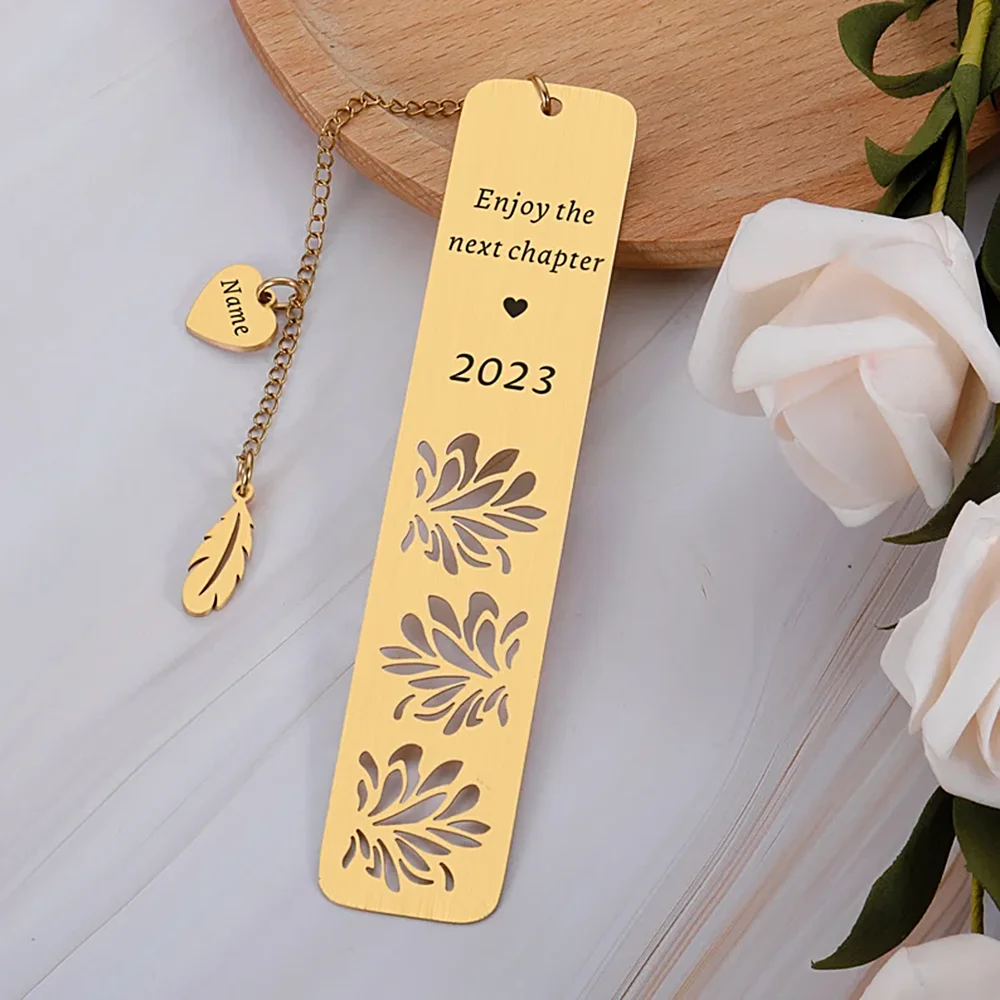 

Custom Bookmark Stainless Steel Engraved Name Date Hollow Pattern Chain Tassel Pendant Book Mark Jewelry for Students Read Gifts