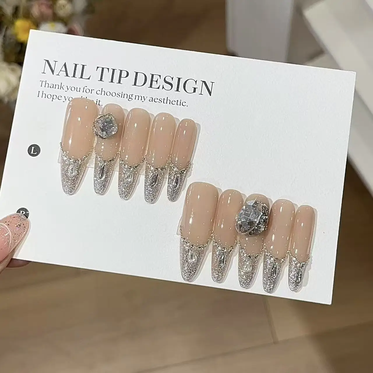 10 stuks high-end Elegante en lichte luxe stijl, met de hand geschilderde driedimensionale vierkante diamanten, oogverblindende stapeldiamanten handgemaakt