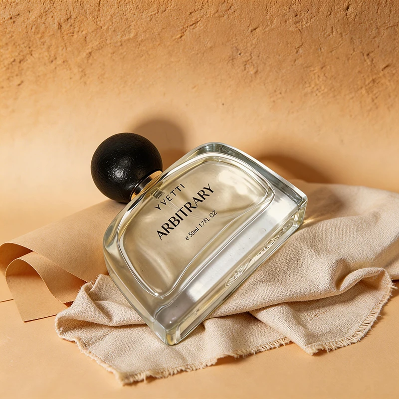 Oud Wood Woody Oriental Notes - Perfume Aqua Fragrance recension och pris