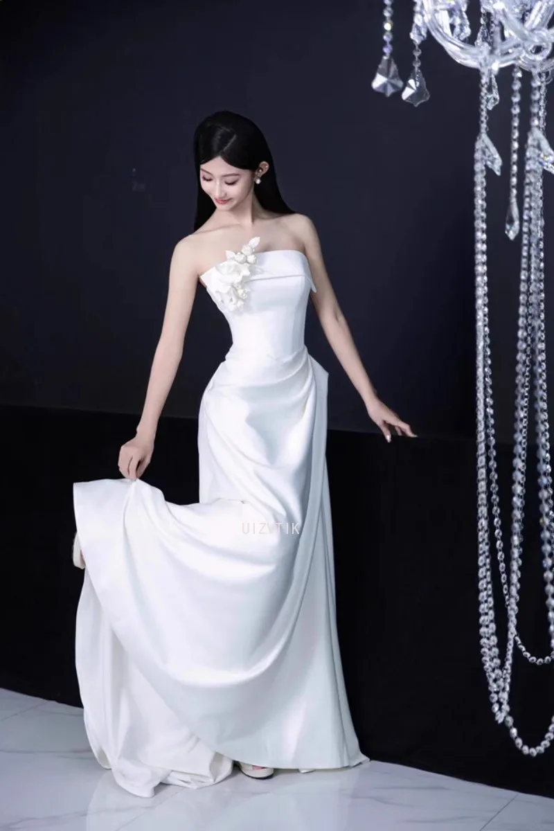 French White Light Wedding Dress Slim Strapless Satin Sleeveless A-Line Mermaid Formal Occasion Celebrity Prom Evening Dress