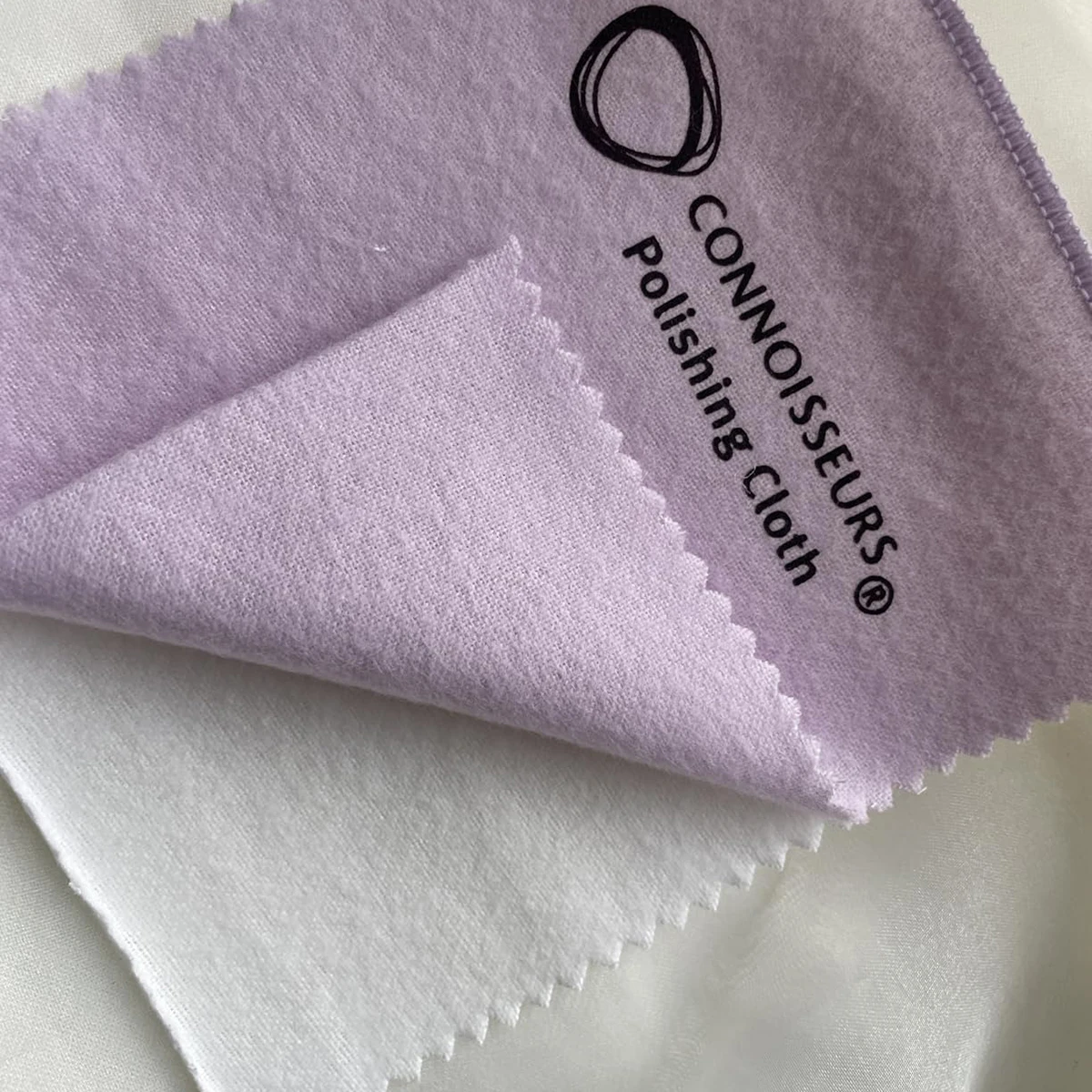 Connoisseurs All Purpose Jewelery Polishing Cloth 5