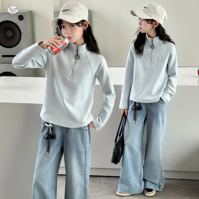 

Girls' casual outfit2026Spring new model for older children, half-zip sweatshirt and jeans two-piece set for spring and autumn