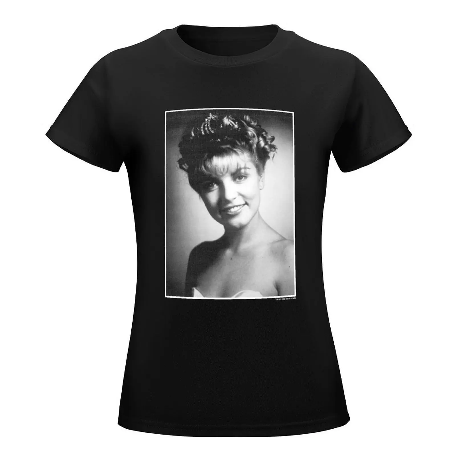 Twin Peaks Laura Palmer Black & White Vintage Photo T-Shirt tops aesthetic clothes sports fans female Womens clothing