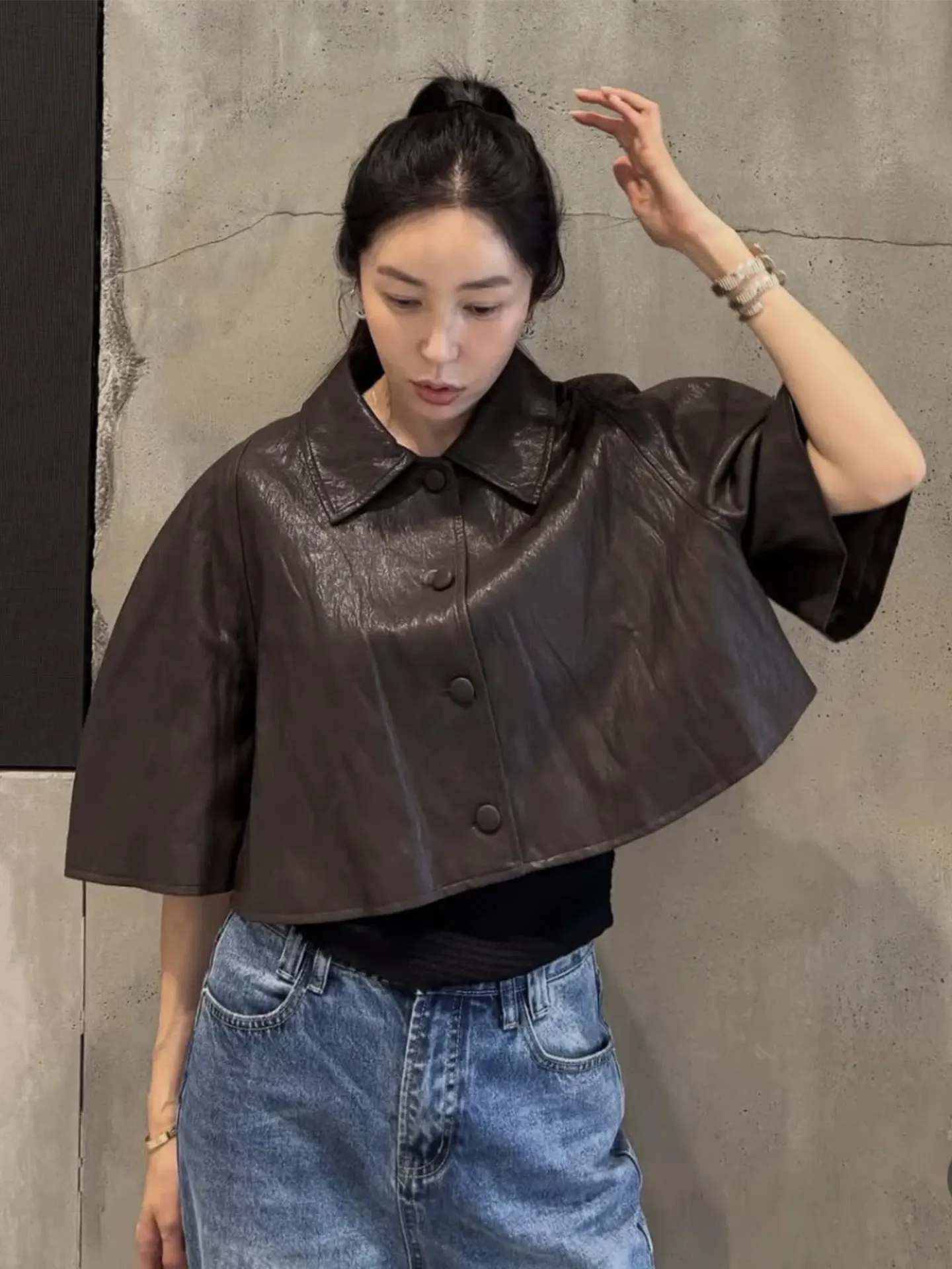 Clothland Women Elegant PU Leather Jacket Cape Style Shawl Half Sleeve Female Retro Fashion Coats Mujer CB449