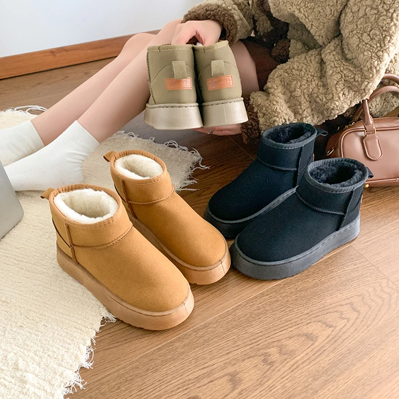 Botas de pele de camurça para mulheres, pelúcia curta, botas de neve quente, botas casuais do Chelsea, sapatos de plataforma, inverno, novo