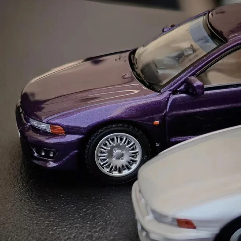 New Bliss 1:64 Mitsubishi Galant VR-4 8th Gen Official Licensedin