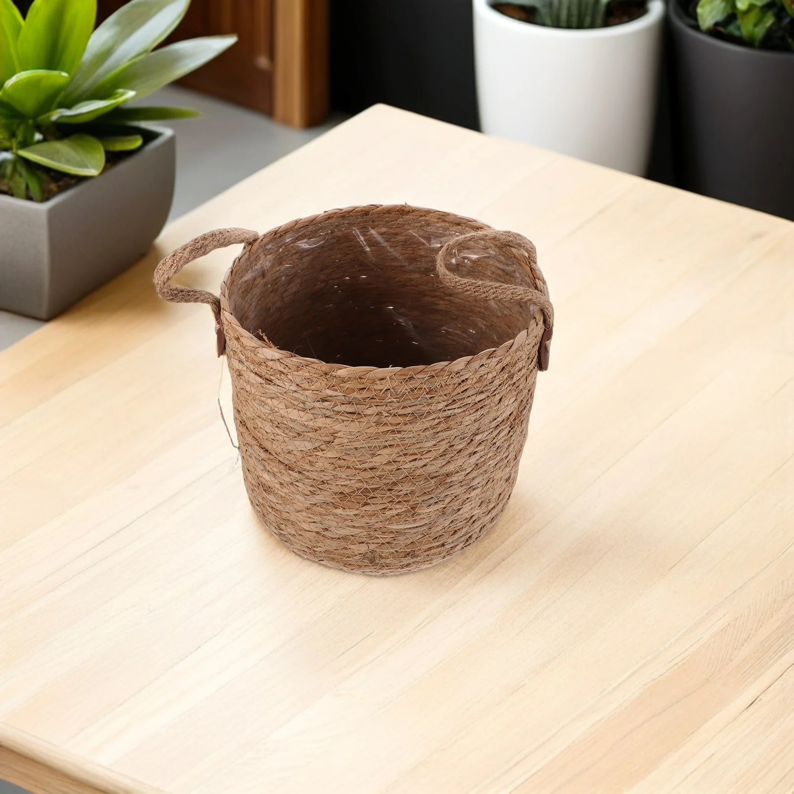 

Natural Woven Planter Basket Handwoven Round Flower Pot Holder Indoor Floor Standing Decorative Plant Pot Cover 10.61 Inch