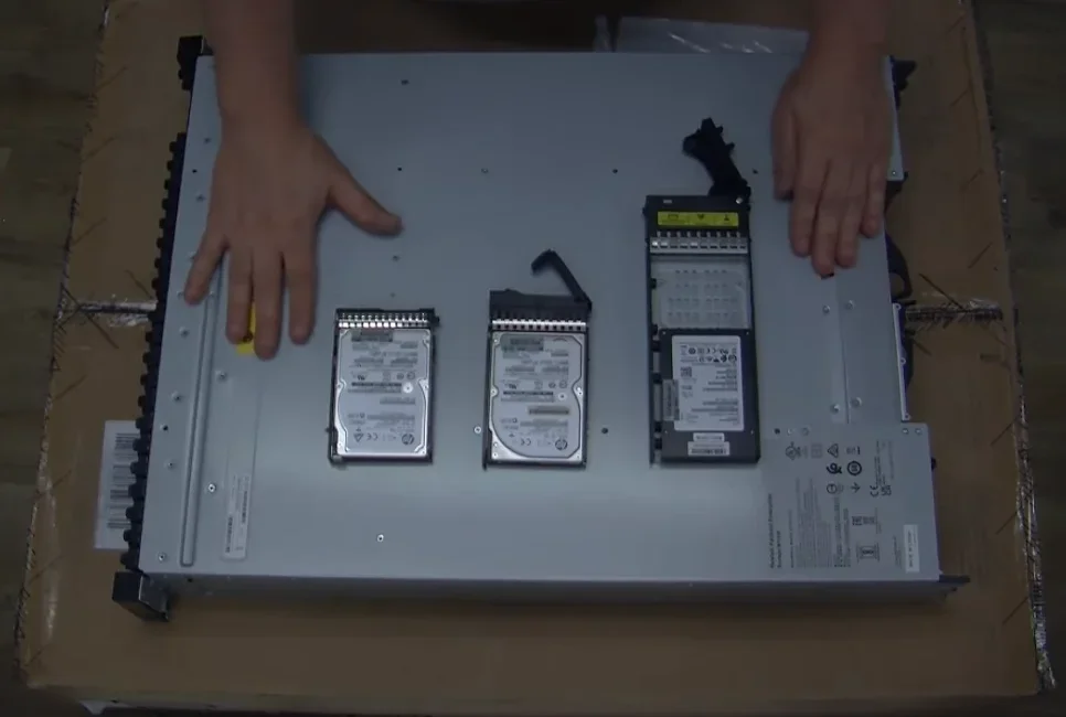 Memoria 2U originale H PE MSA 2060 R0Q78A server di archiviazione SAS SFF da 12Gb