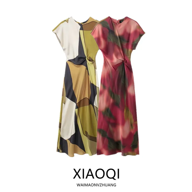 فستان صيفي 2024 أنيق بقصة ضيقة وأكمام قصيرة من الحرير الساتان المطبوع بطول متوسط، تصميم عصري لموسم الربيع بدون أكمام وياقة مس...