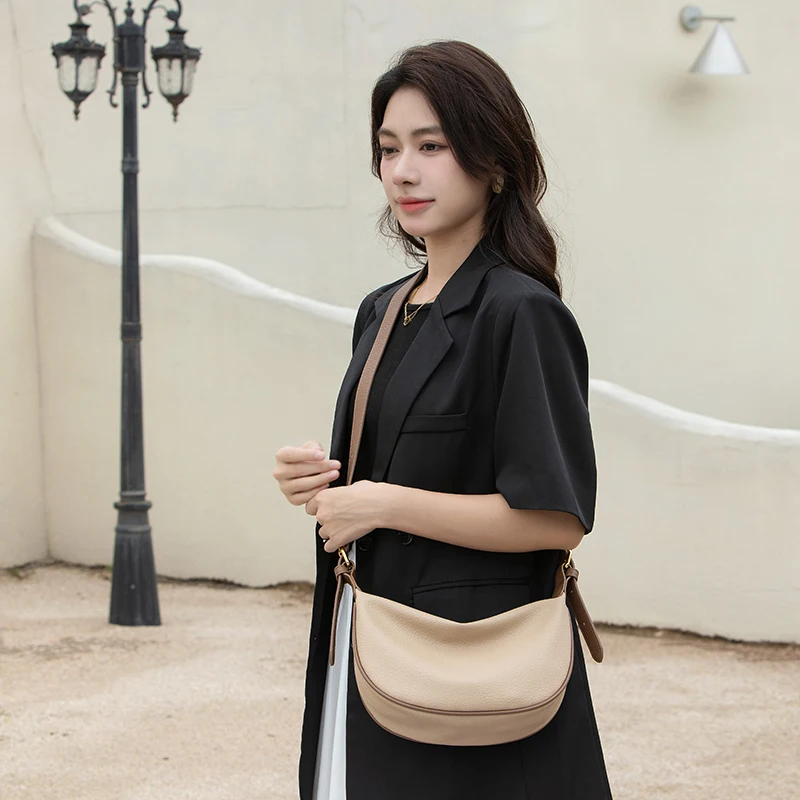 Luxurious Retro Niche Design Contrasting Armpit Bag Korean Style Trendy And Fashionable Crescent Bag Large Capacity Shoulder Bag