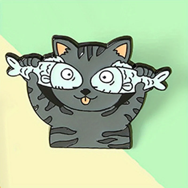 دبوس طوق زر القط مضحك ، في عيون القط ، لا يوجد سوى بروش السمك ، شارة لطيف