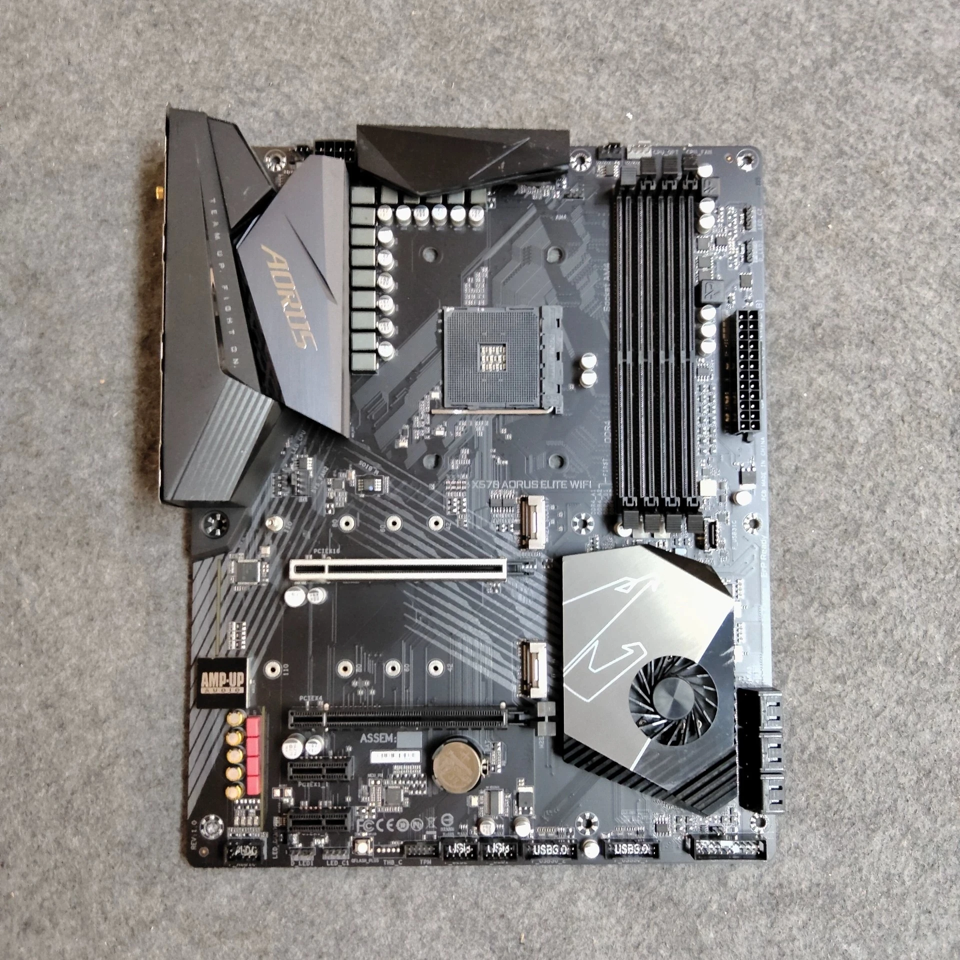 Desktop Mainboard Used for  GIGABYTE X570 AORUS ELITE WIFI Computer Motherboard Replacement Accessory