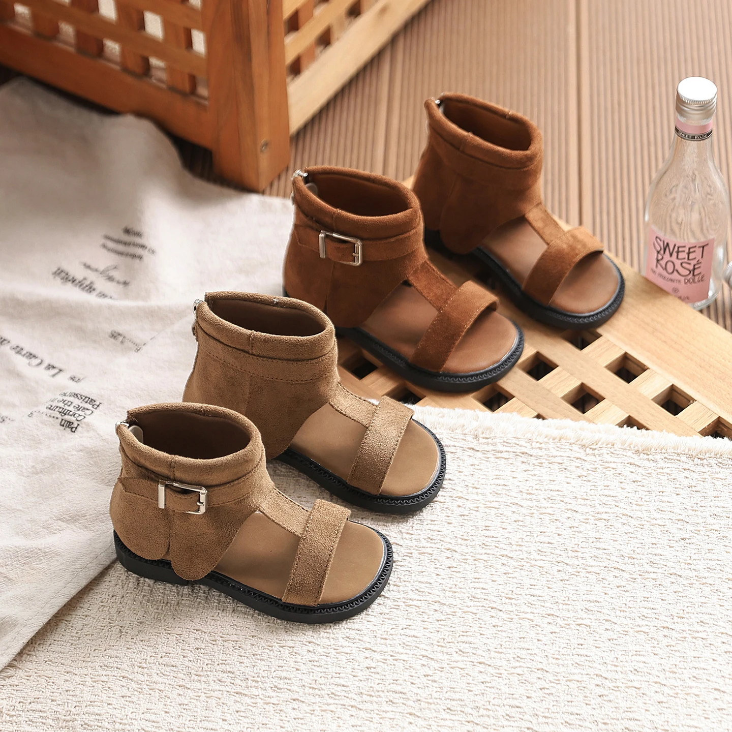 Fashion Korean-style Summer New Roman Shoes for Girls Suede Leather High-top Sandals Little Girl Soft Sole Flip Flop Dress Shoes