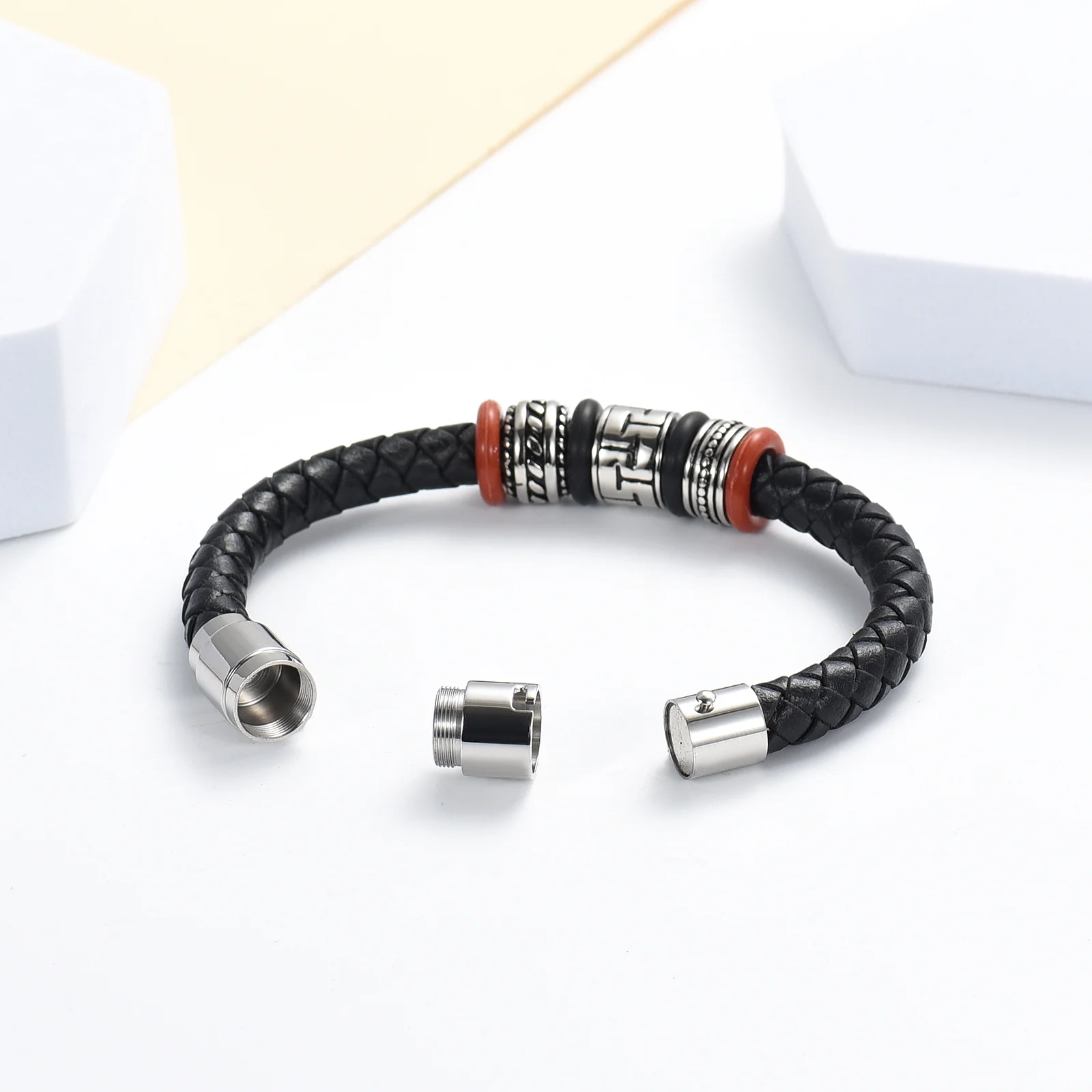 Man Leather Urns Bracelet For Human/Pet Ashes Vintage Memorial Bangle Customized Cremation Keepsake Jewelry