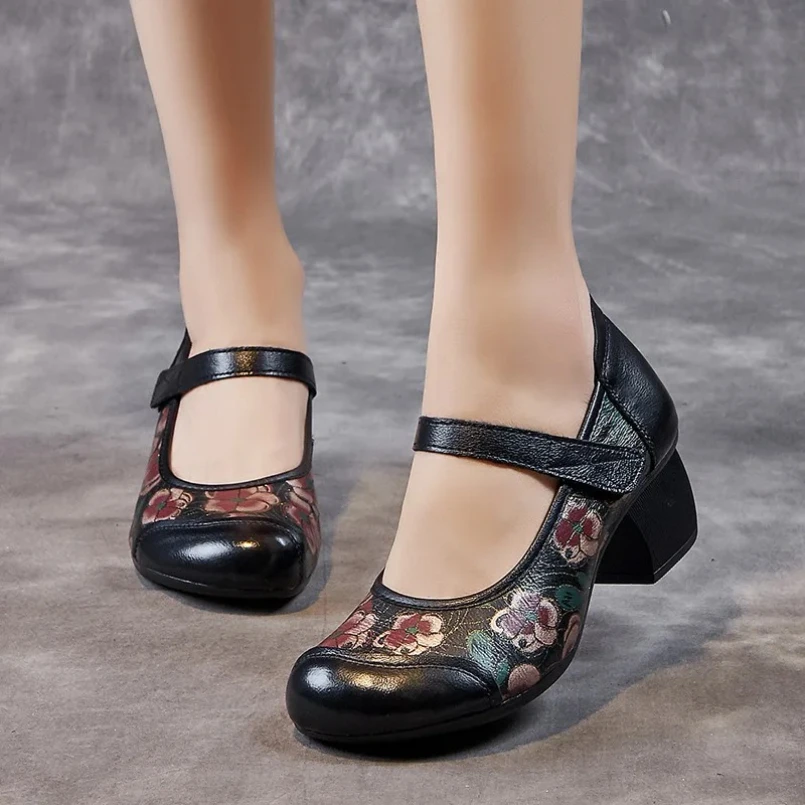 

Классическая женская модная обувь из воловьей кожи с тиснением и заклинанием, 2024 г., осенняя кожаная обувь, женские туфли на высоком каблуке