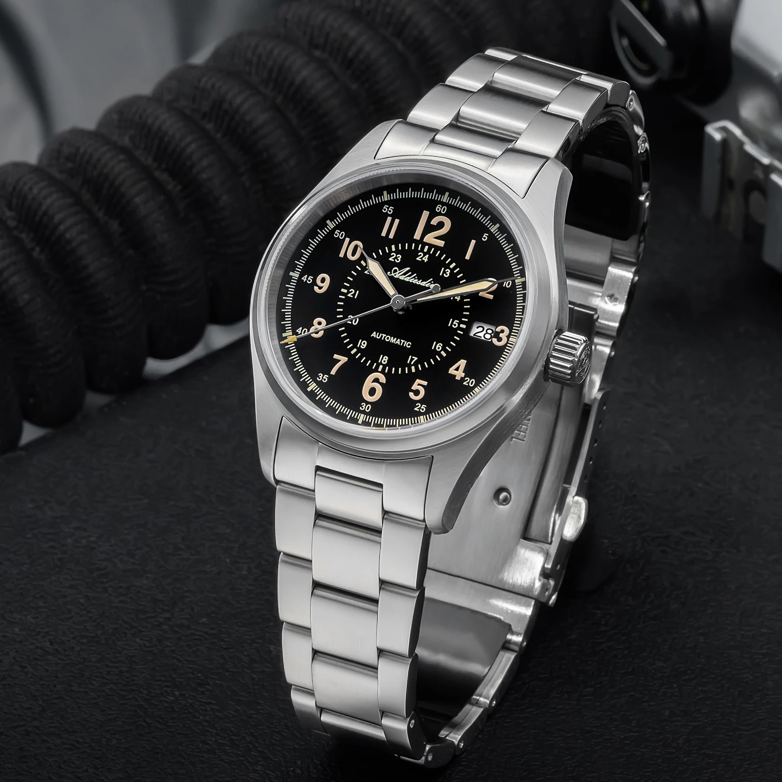 ADDIESDIVE Retro Watch AD2074 Sappire AR Coating Luxury NH35 Automatic Calendar Display 200m Waterproof Leisure 39mm Men Watches