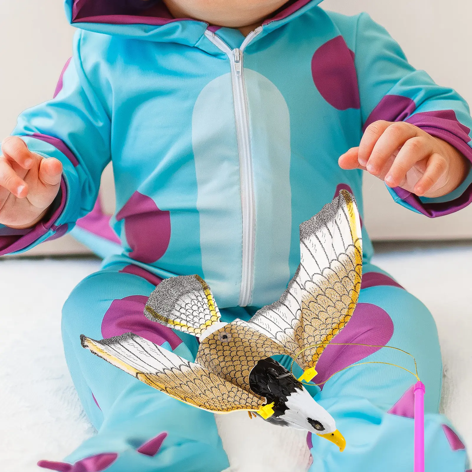 

Electronic High Quality ABS Hanging Suspension 360 Degree Flapping Wings Glowing Eyes Flashing Gift