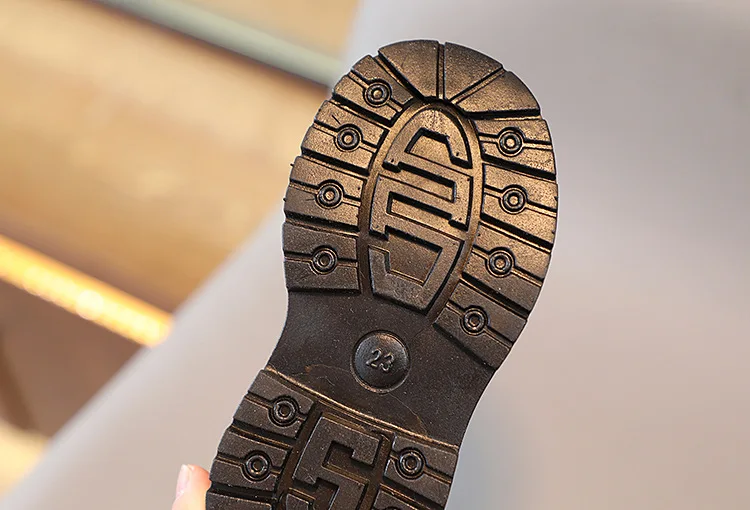 Winterstiefel für Mädchen, neue Mode, knöchelhohe Stiefel, wärmend, mit Kaschmirfutter, Kinderstiefel, rutschfeste Outdoor-Schuhe für Kleinkinder und Schüler. – Detail 14