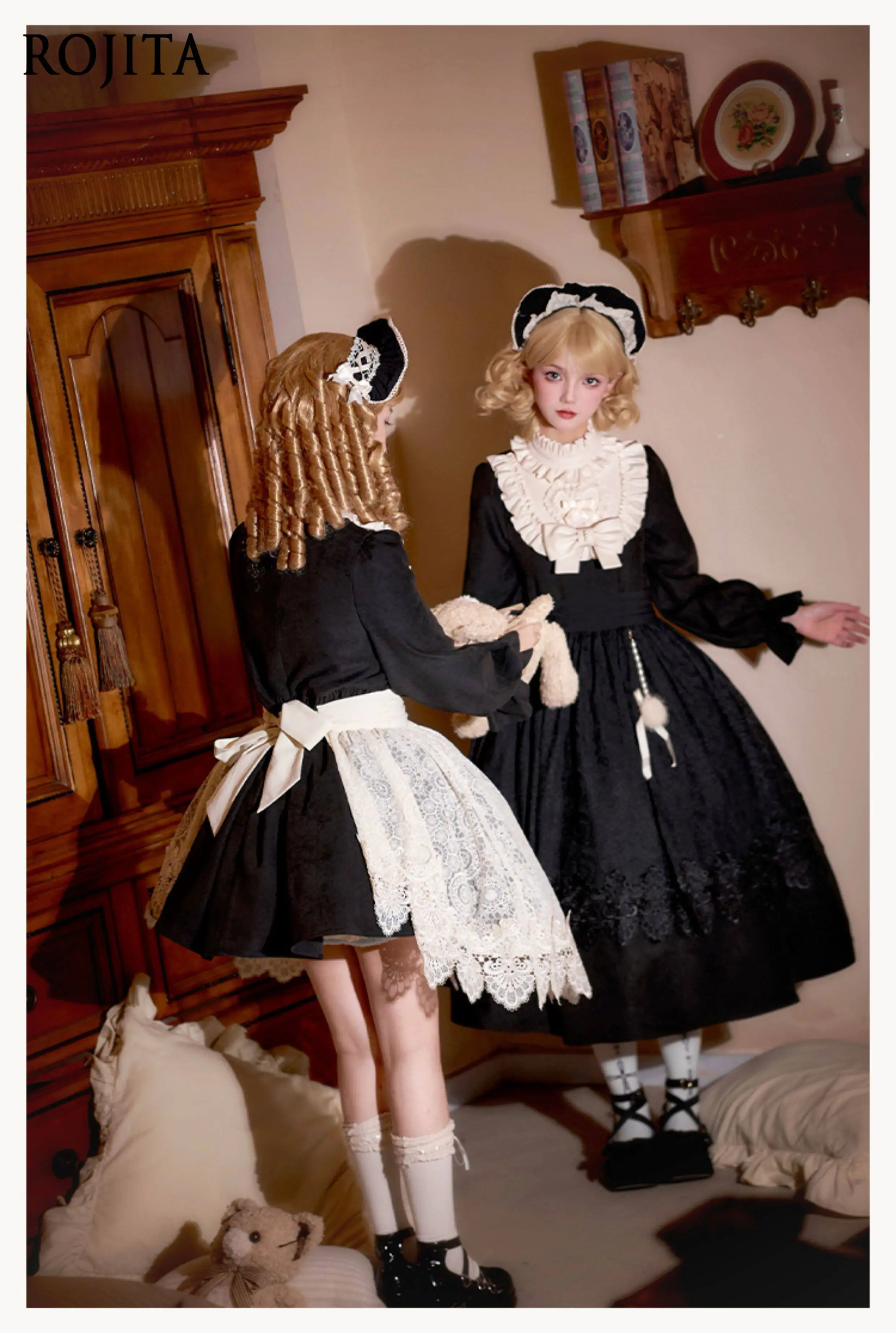 

Retro Puff Sleeves High Waist Lolita Dress Doll Sense Generated Color Stand Collar Long Sleeves Loose Op Apron Twin Lolita Dress