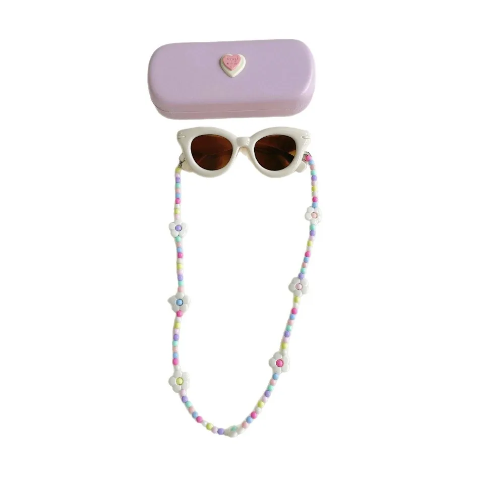 Cute Girls Heart Shape UV400 Sunglasses Set with Beaded Chain and Storage Box  Eyewear Kit for Toddlers Beach Daily Wear BT14 view 5