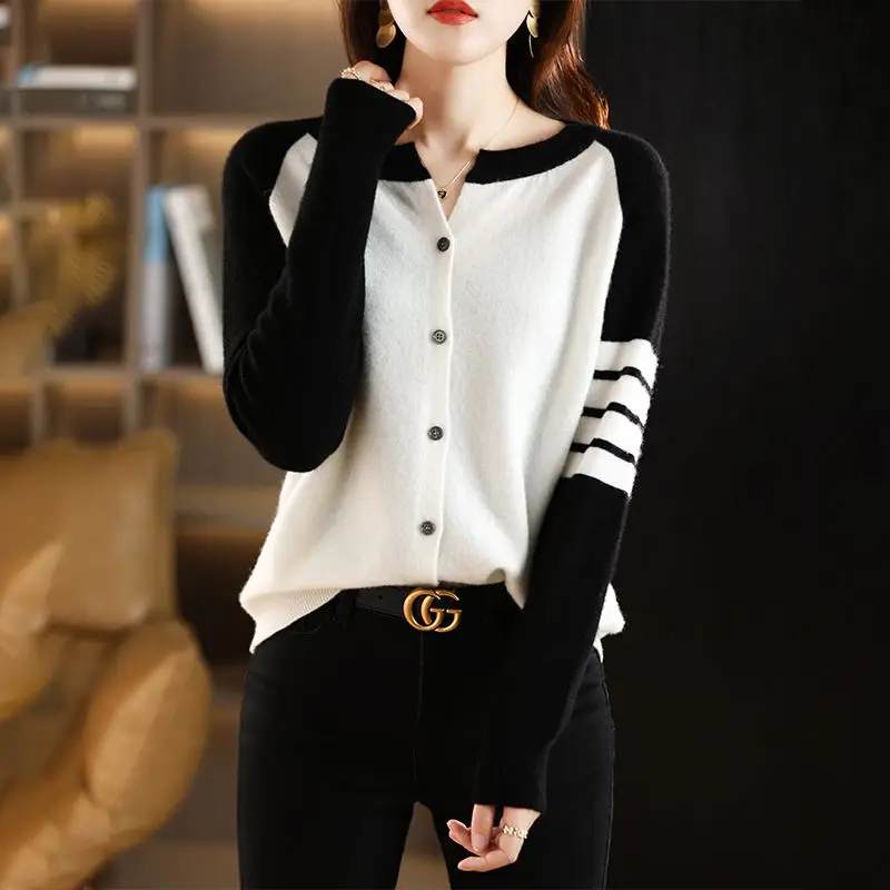 Spring and Autumn Women\'s Round Neck Color Block Screw Thread Cardigan Loose Knitted Casual Fashion Elegant Long Sleeve Tops