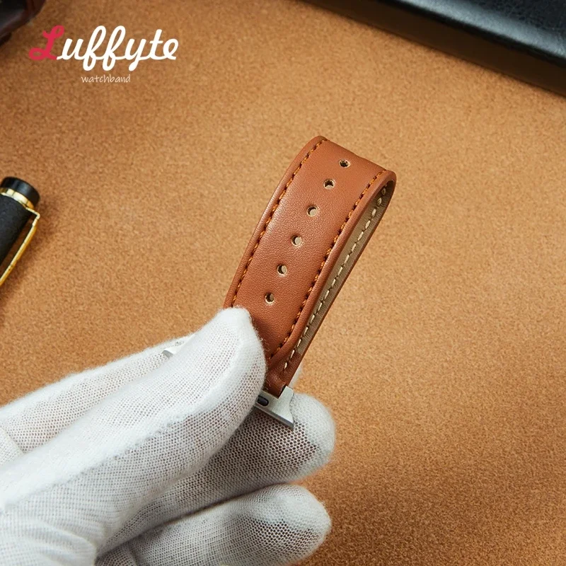 สายนาฬิกาหนังสำหรับสายคาด Apple Watch 49มม. 44มม. 45มม. 42มม. 38มม. 40มม. 41มม. สร้อยข้อมือผู้ชายผู้หญิง iWatch Series 8 7 6 5 4 3 SE