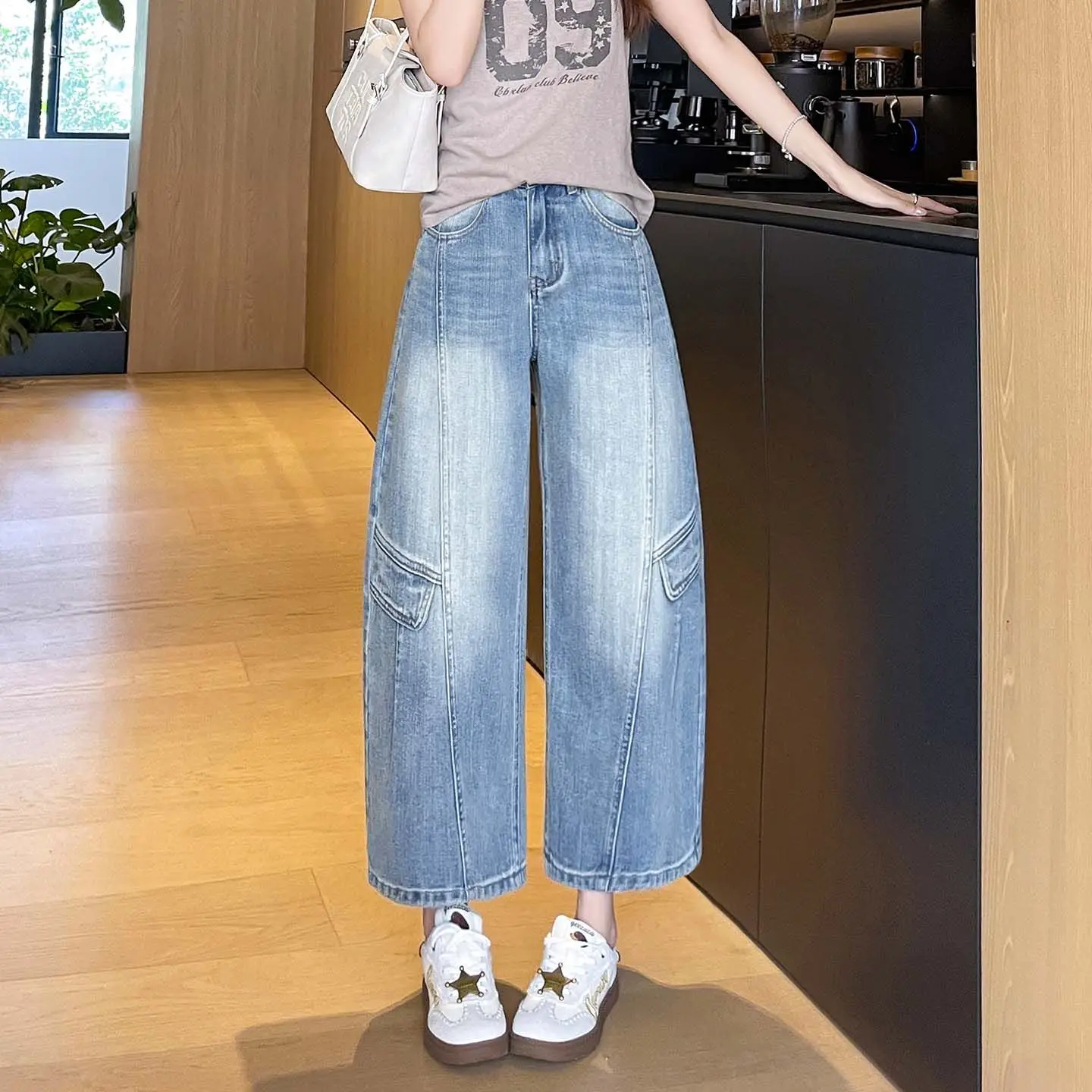 Women's Light Wash Cropped Wide Leg Jeans, Summer New High Waist Slimming Multi-Pocket American Cargo Curved Pants