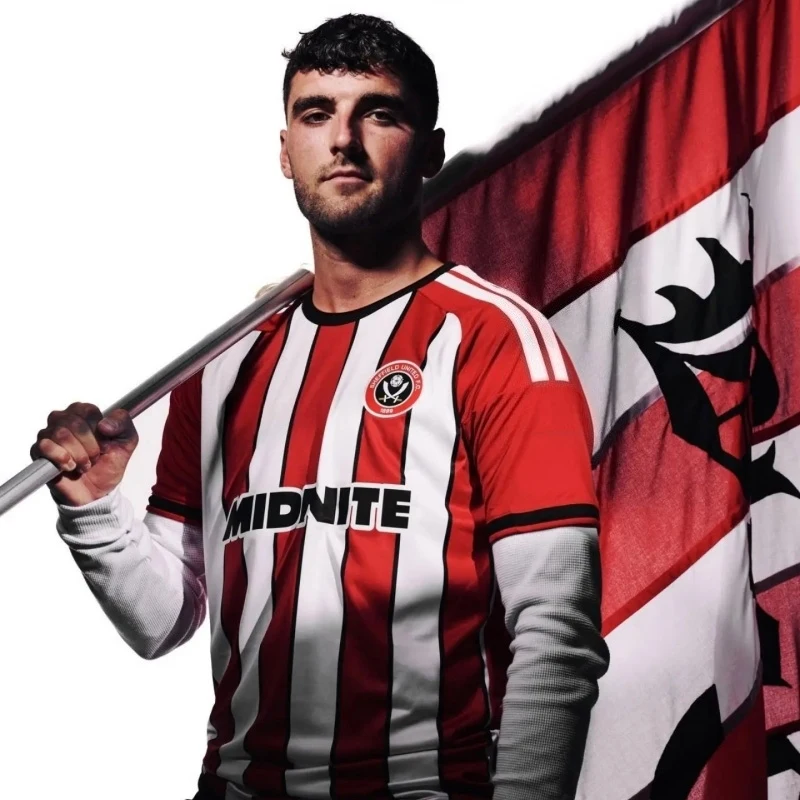 Neue 2026-27 Sheffield United Heim- & Auswärtstrikots – Unisex Schnelltrocknende Atmungsaktive Kurzarm-Sportoberteile (Familien-Matching) – Detail 4