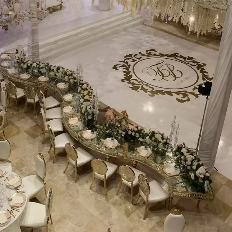 Modern Luxury Gold Royal Stainless Steel Frame Tempered Glass Top Crystal Serpentine Wedding Table
