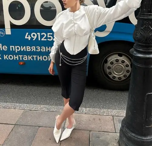 Nuova camicia cardigan a maniche lunghe attillata in vita a lisca di pesce con cerniera sul davanti in tinta unita per donna, camicia a pieghe alla moda