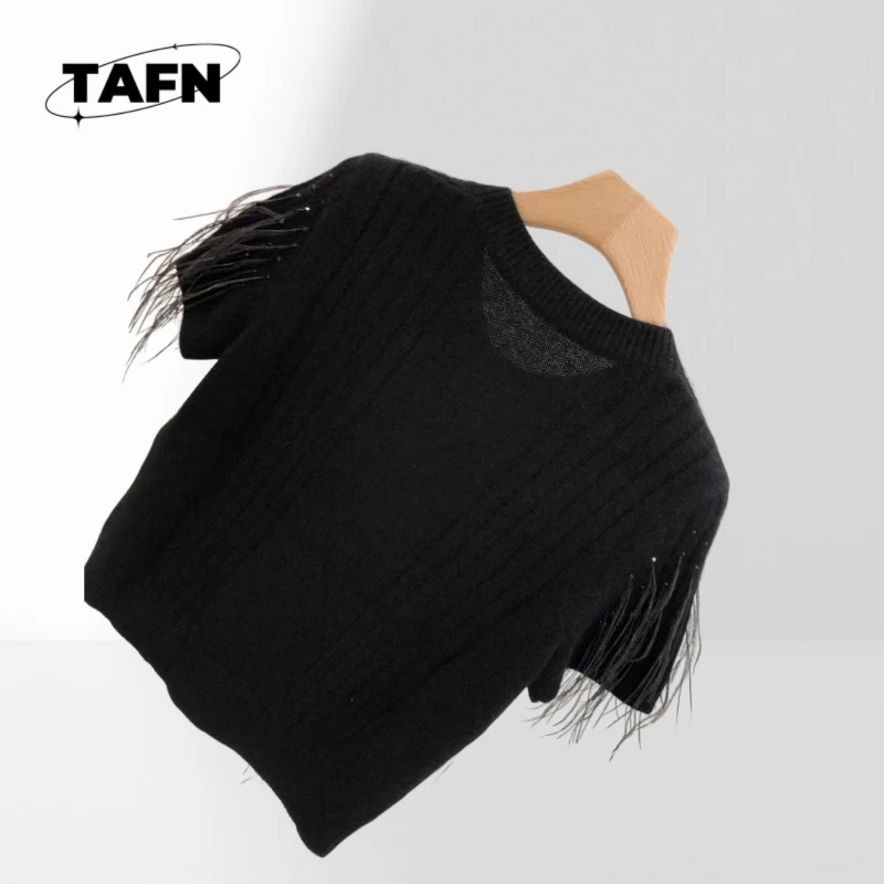 Koszulka w stylu retro |   Klasyczna koszulka graficzna do modnych stylizacji |   Miękka bawełniana koszulka tie-dye |   Kolorowe i unikalne AI0363