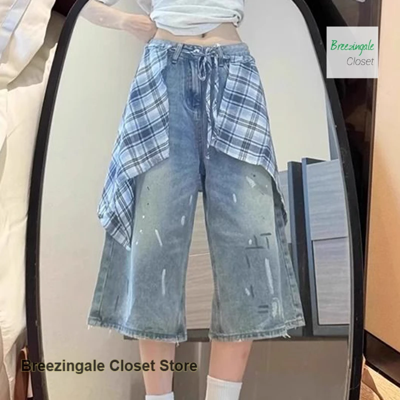 

Korean-style plaid denim shorts with fart curtains for women in spring and autumn loose straight cropped trousers with holes.