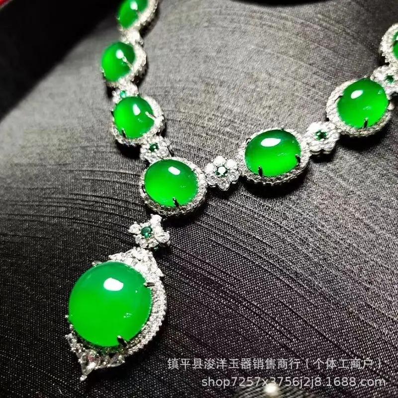 Silver-plated chalcedony pendant with large green cabochon for women, jewelry accessory, jade green chalcedony necklace