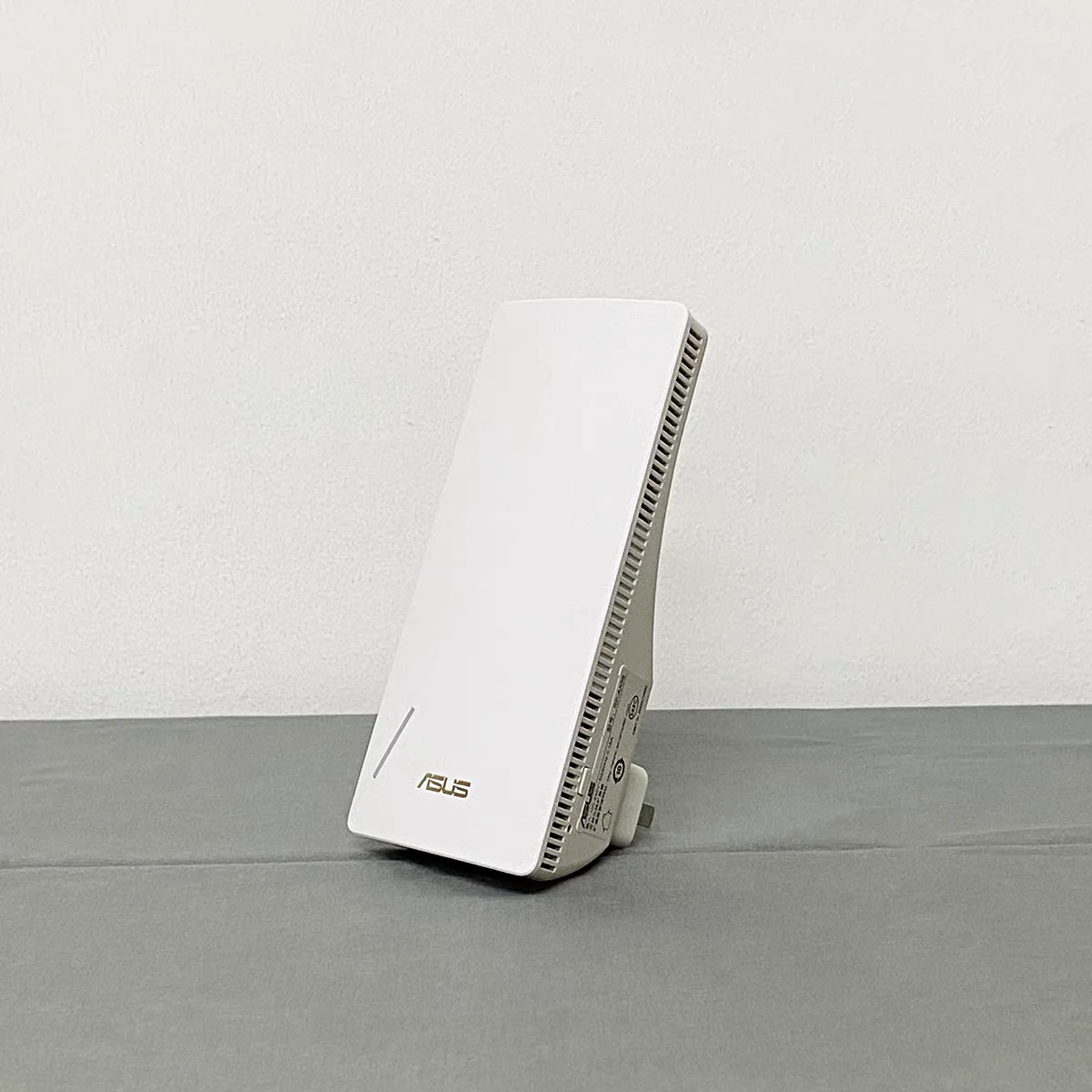 ASUS RP-AX58 Drahtloser Verstärker WiFi Enhancer Aimesh Networking Signal Expander