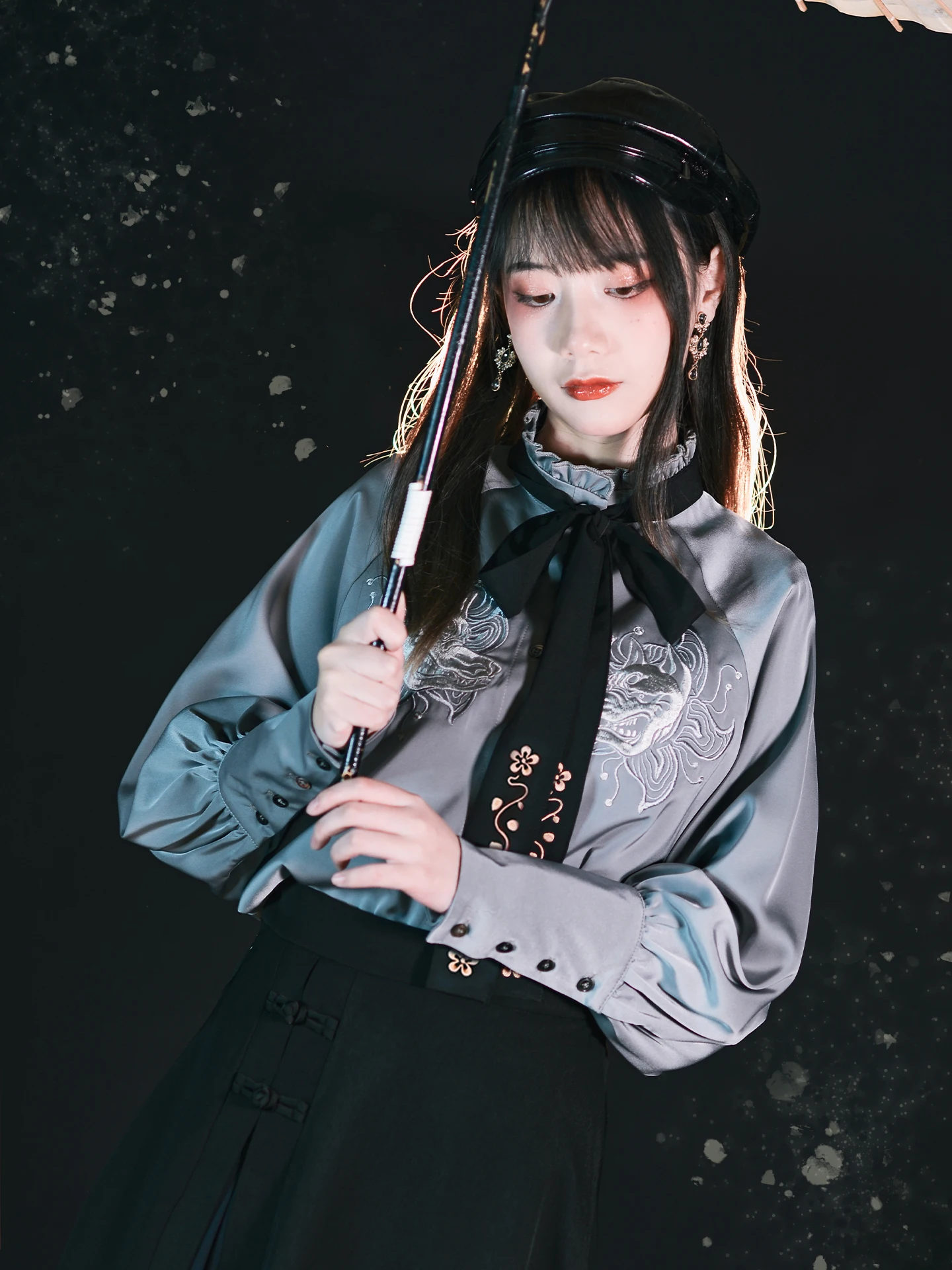 

Original Design Embroidered irt Women's Stand Collar Lantern Sve Top with Belt Chinese Folk Art Sle Polyester Fiber