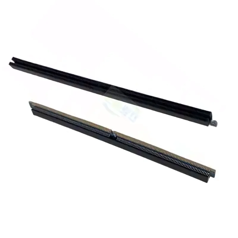 

288pin 1.1v DDR5 Desktop Memory Test Card UDIMM Memory Protection Slot Socket 288‑Pin Adapter Board for Motherboard V1.1