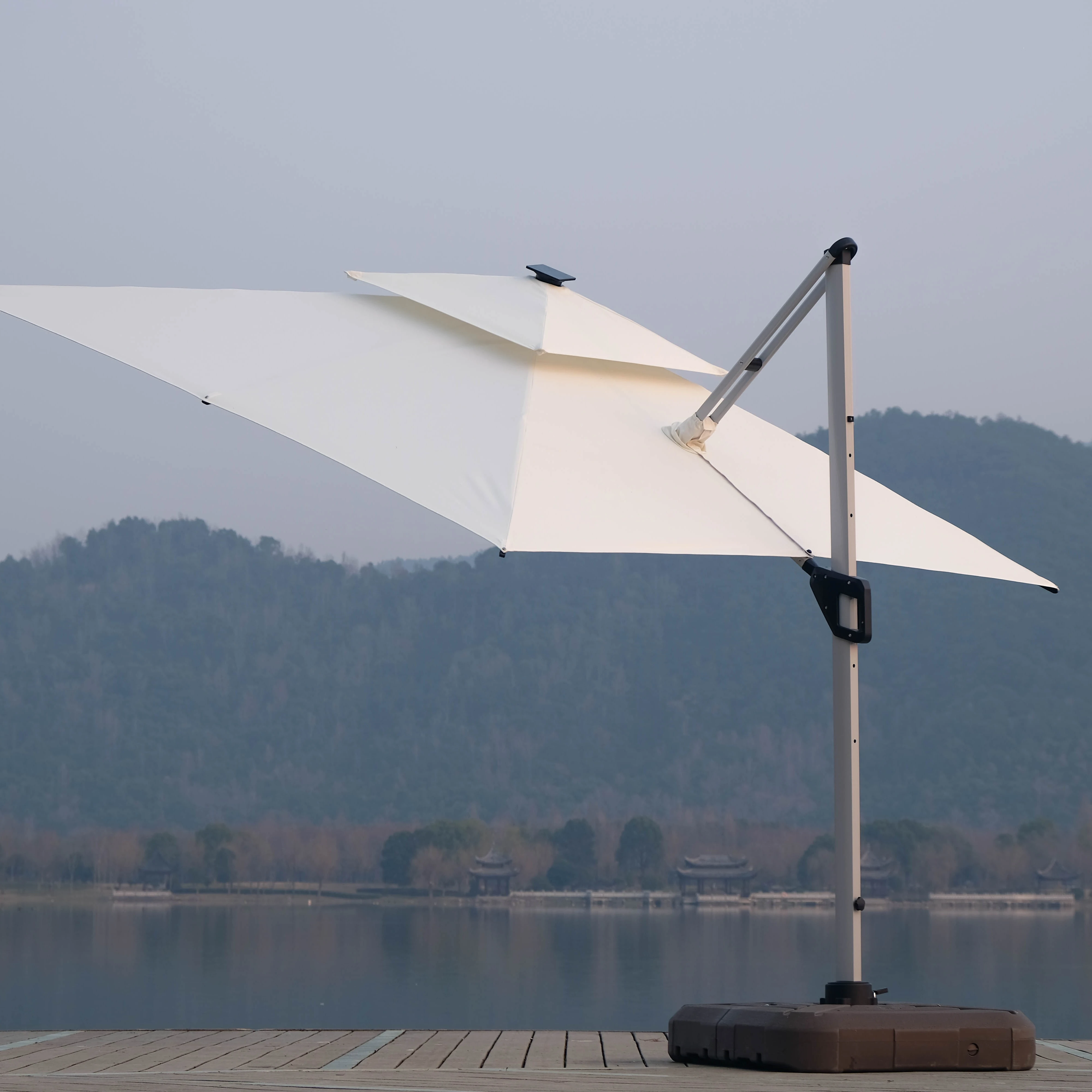 

Outdoor Furniture Large Umbrella Outdoor Garden Stand Roman Umbrella Patio Cantilever Aluminum Umbrella for Beach