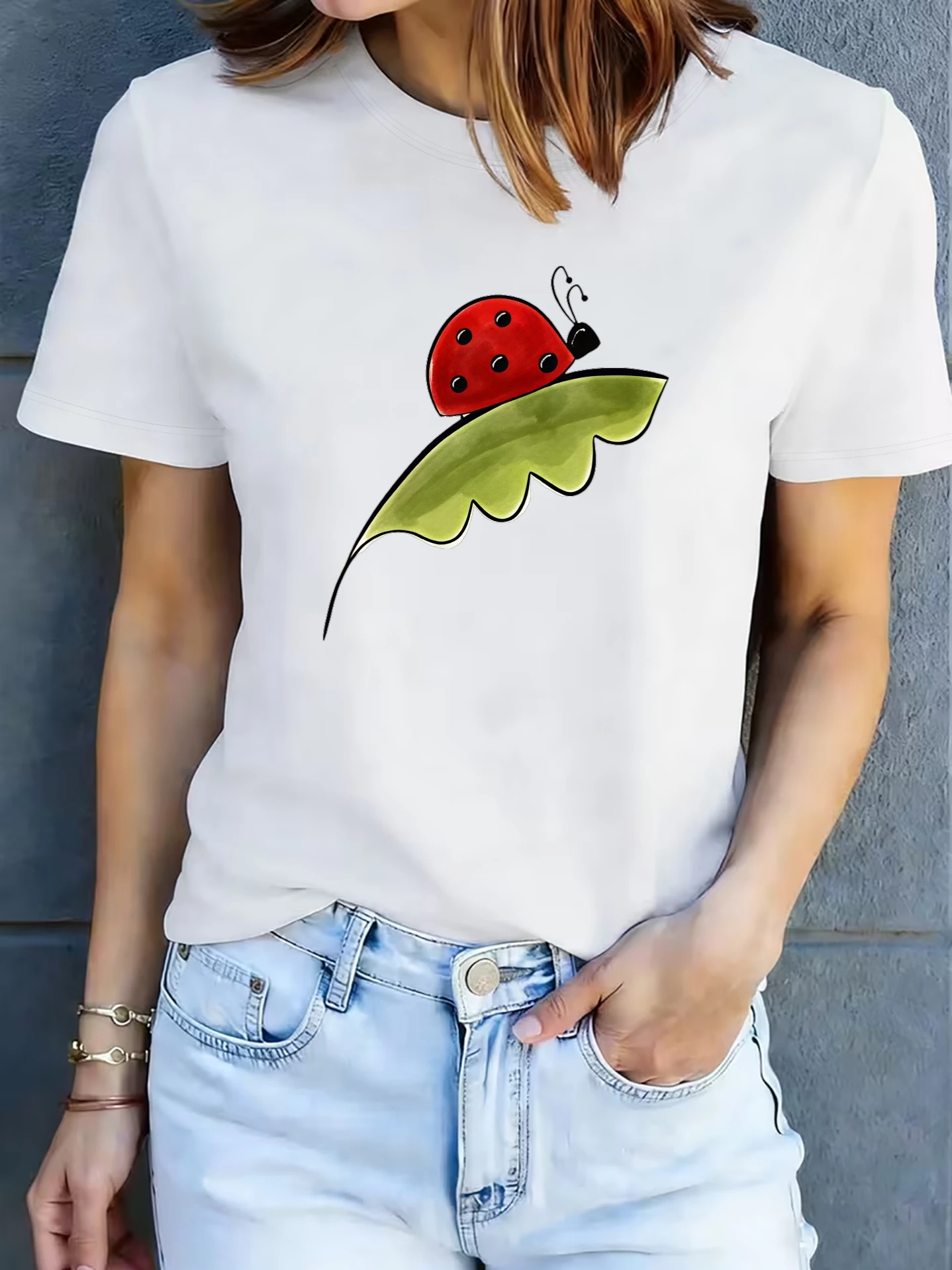 Women's Elegant Sleeve T-Shirt with Ladybug Print -Compatible Round Neck Top Spring Suitable for Travel Beach Aesthetic Clothe