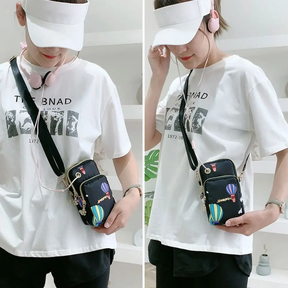 New Mobile Phone Crossbody Bags Women Fashion Shoulder Bag Cell Phone Pouch With Headphone Plug 3 Layer Wallet Sports Arm Bag