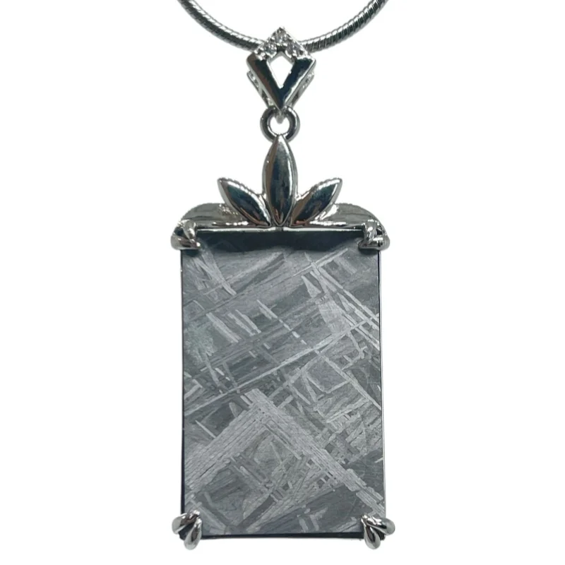One-of-a-Kind Gibeon Meteorite  Natural Pattern  Wearable Cosmic Heritage Necklace  LK388