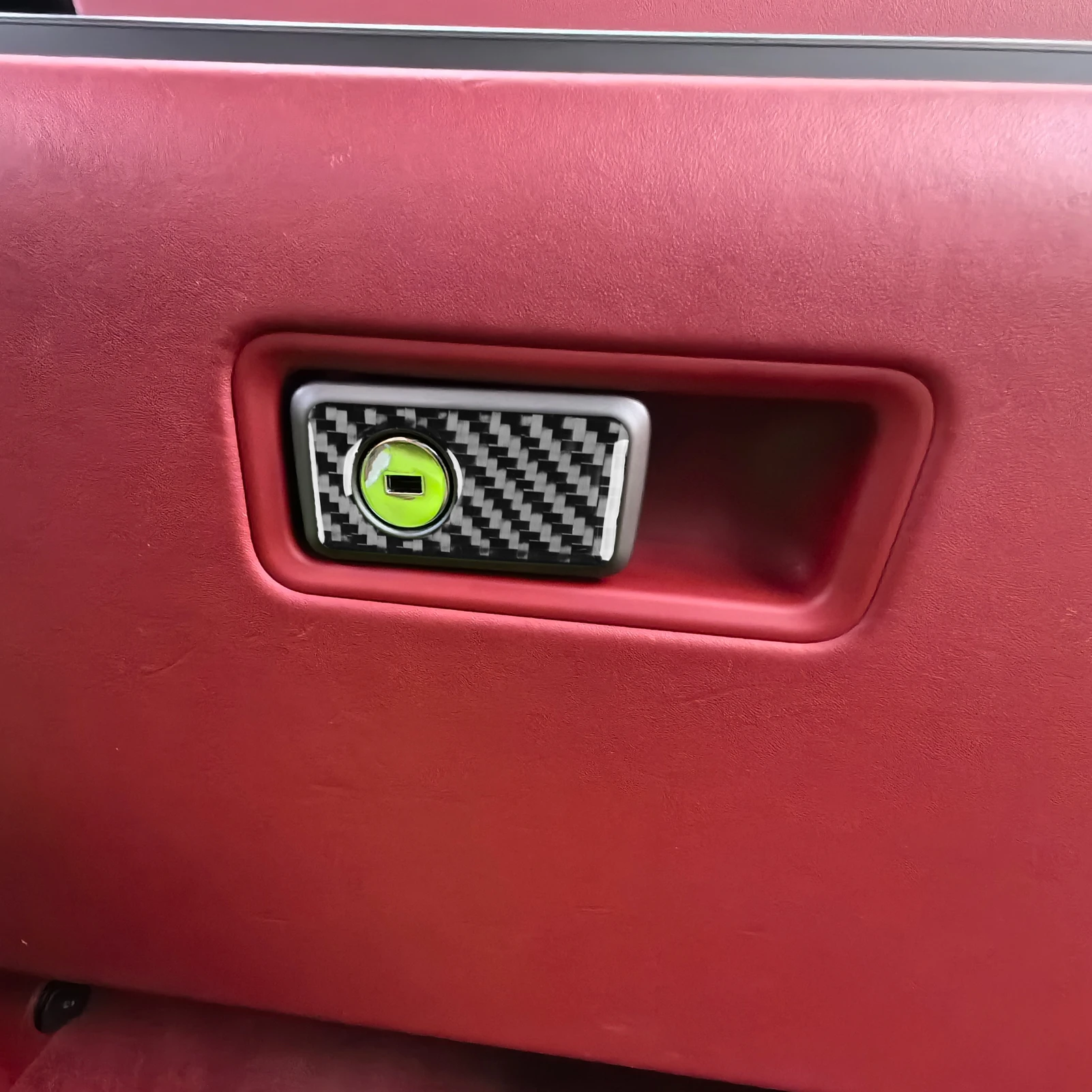 For Porsche 911 992 2019-2023 Modified Carbon Fiber Car Co-driver Storage Box Handle Cover Plate Piano Black Decorative Sticker view 5