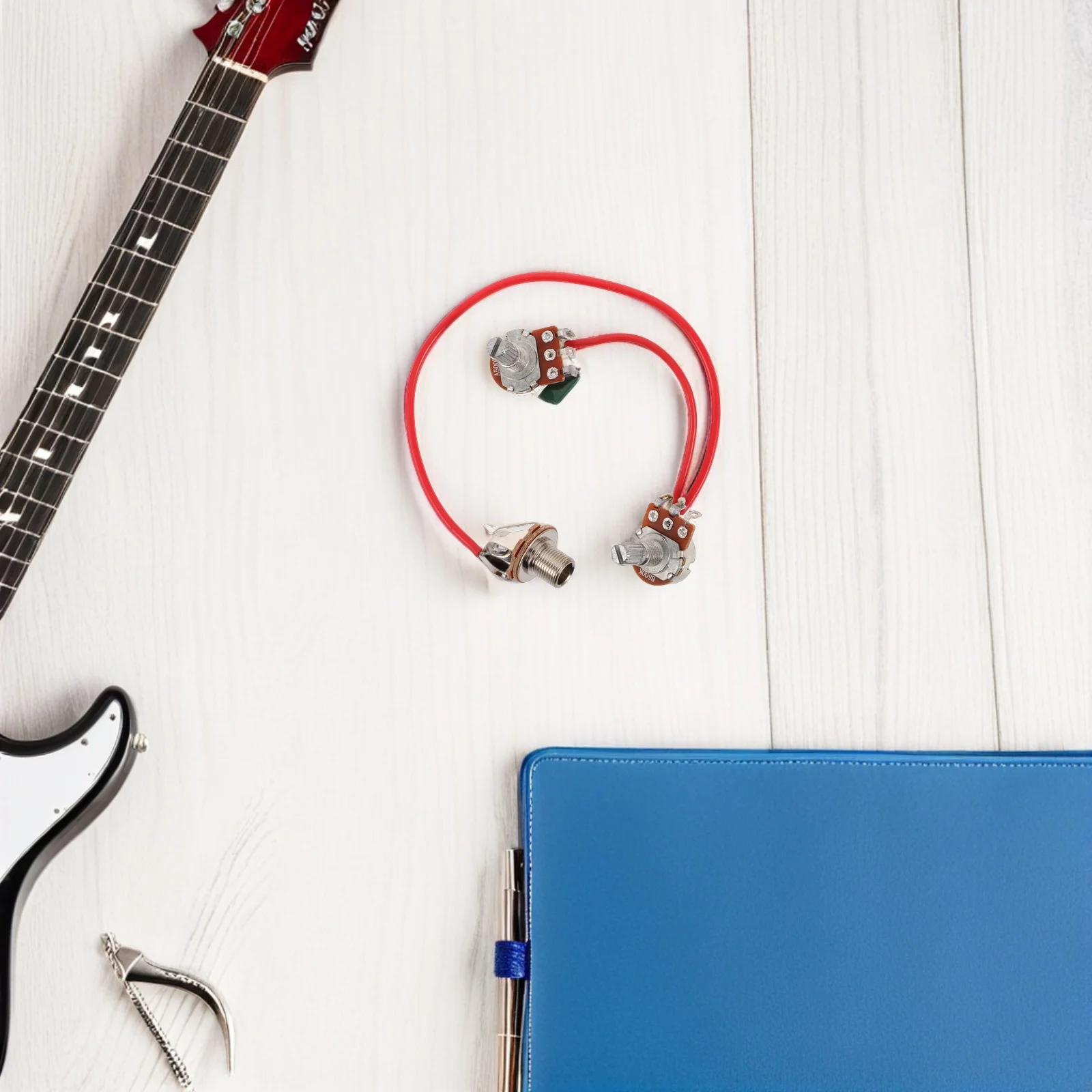 

Electric Guitar Wiring Harness Kit 3 Way 500K Potentiometer Replacement Parts Accessories Metal Jack 6 35mm Universal