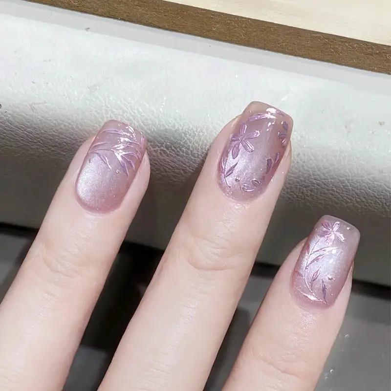 جديد الأرجواني المينا زهرة مذهب نصف اليدوية يرتدي درع قصير نمط انفصال القط العين مسمار رقائق تظهر نمط الطالب الأبيض