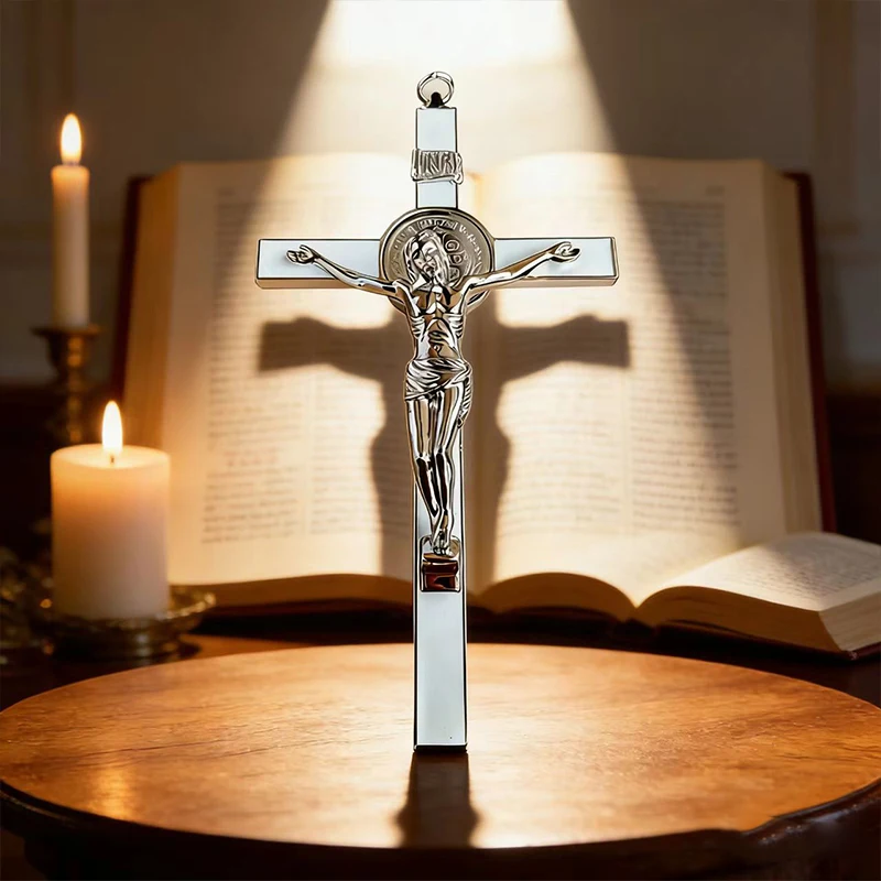 Neu2026 Traditionelles silberfarbenes katholisches St.-Benedikt-Kruzifix mit INRI-Gravur für Kirchenaltar und spirituelle Heimdekoration – Detail 17