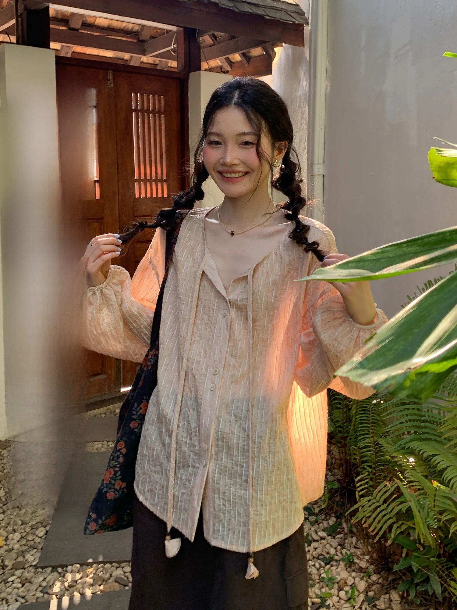 

Свободная женская блузка с длинным рукавом и поясом, повседневная, весна 2026, новая коллекция, с прозрачными элементами, модный топ