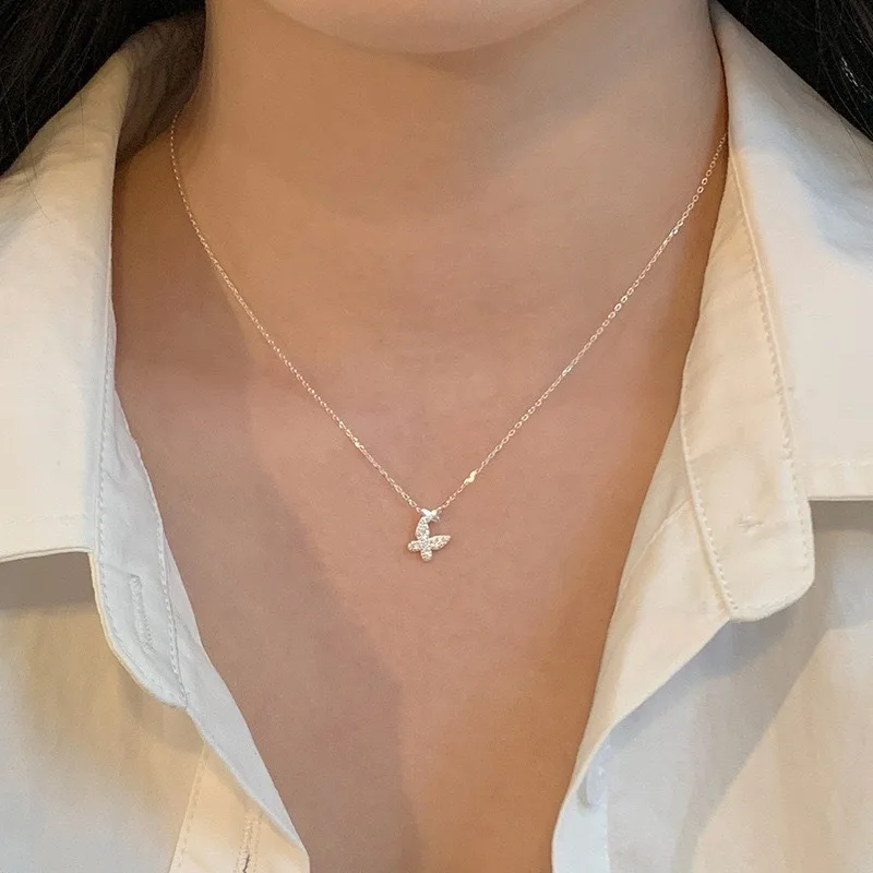 Super flash butterfly necklace women's light luxury niche high-end zircon pendant collarbone chain for girlfriend's birthday gif