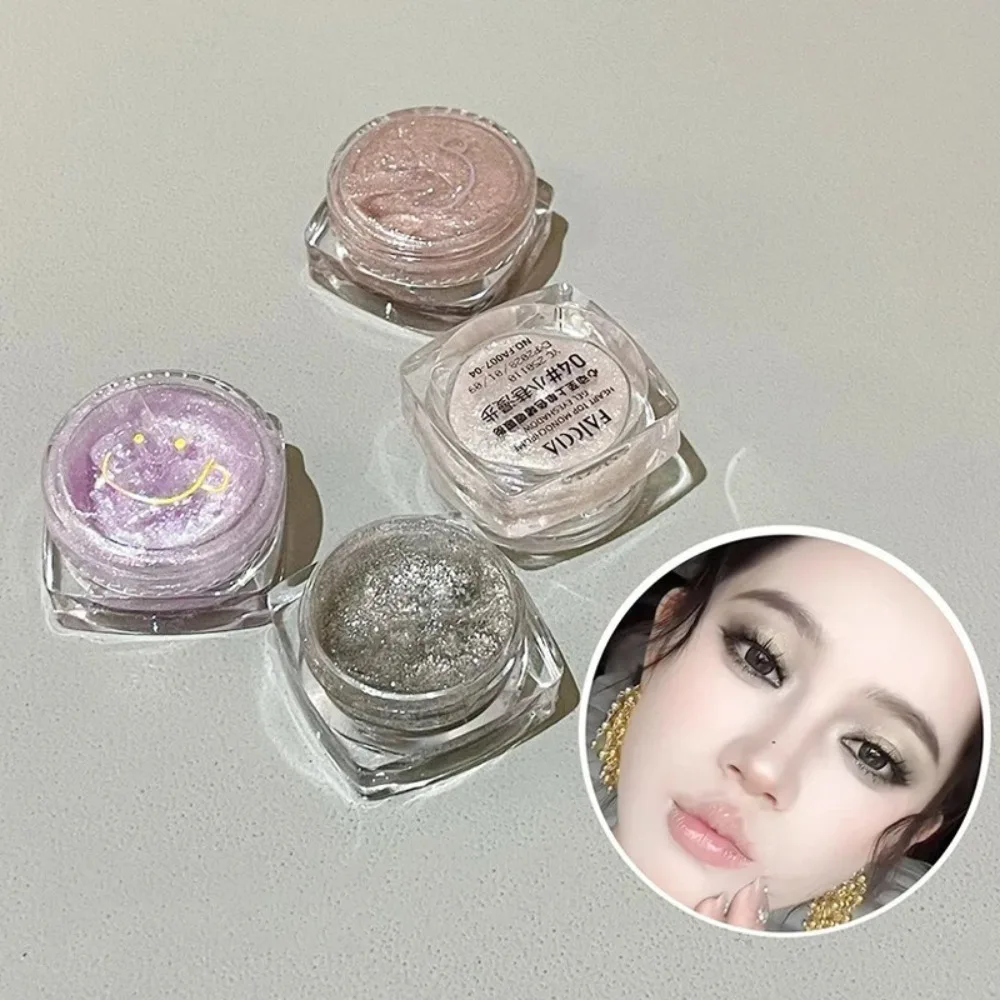 برطمانات ظلال عيون فضية بيضاء مقاومة للماء لامعة على شكل دودة القز، جل لامع لظلال العيون، ترتر يدوم طويلاً